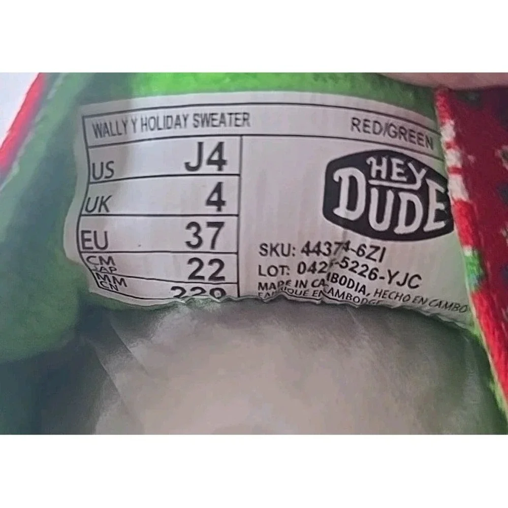 Hey Dude NIB Wally Y Holiday Sweater Red/Green Shoes Youth Size J4 NEW